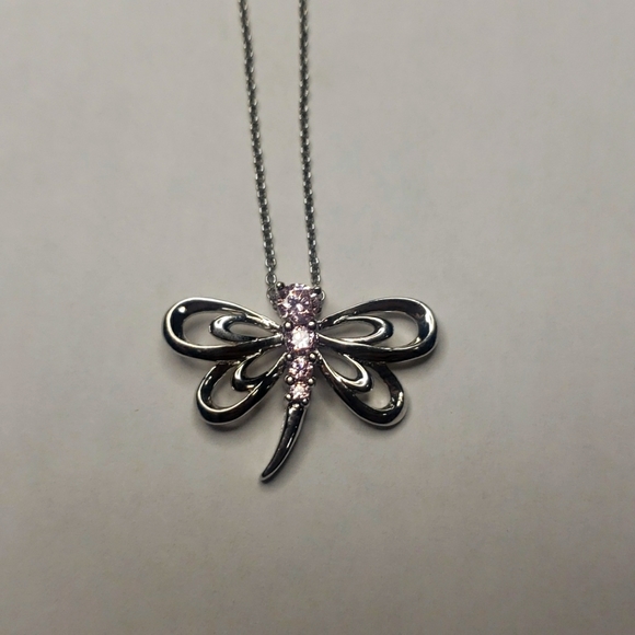 Jewelry - Dragonfly necklace